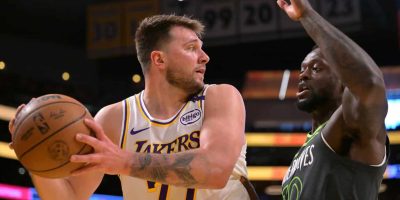 Izjemna predstava Dončića premalo za prvo zmago Lakersov v končnici