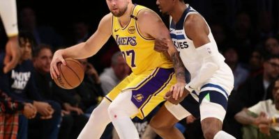 Dončić s skorajšnjim trojnim dvojčkom poravnal izid v seriji z Minnesoto
